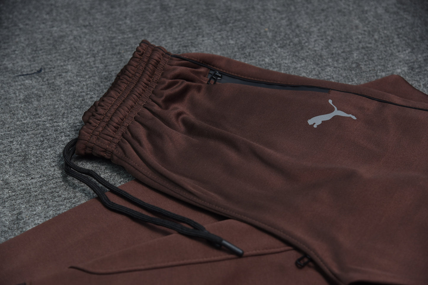 Stripped Puma Tracksuit (brown)